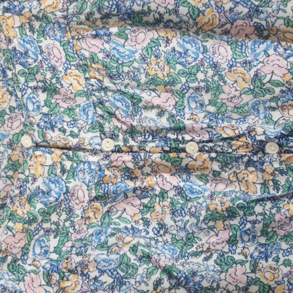 Old Navy Floral Flutter Sleeve Front Button Blouse, Size Medium - Picture 2 of 8